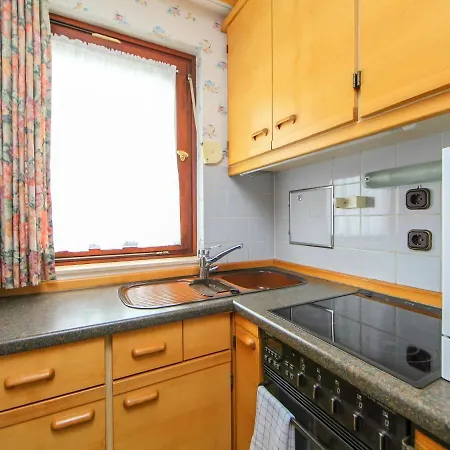 Apartment K 8